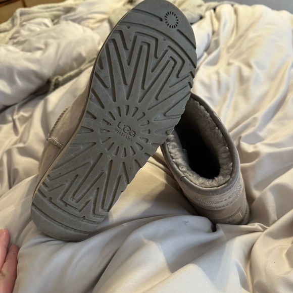 Like New, Rhinestone Bow Uggs - Picture 2 of 5